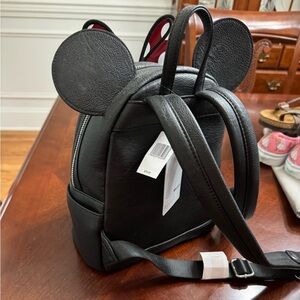 Disney Loungefly Minnie Mouse backpack
